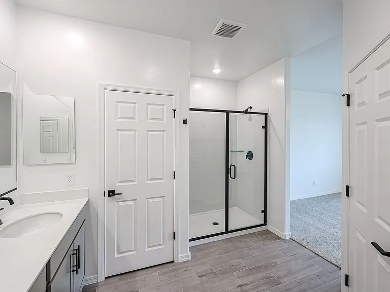 5633 W McNeil St — Photo 30
