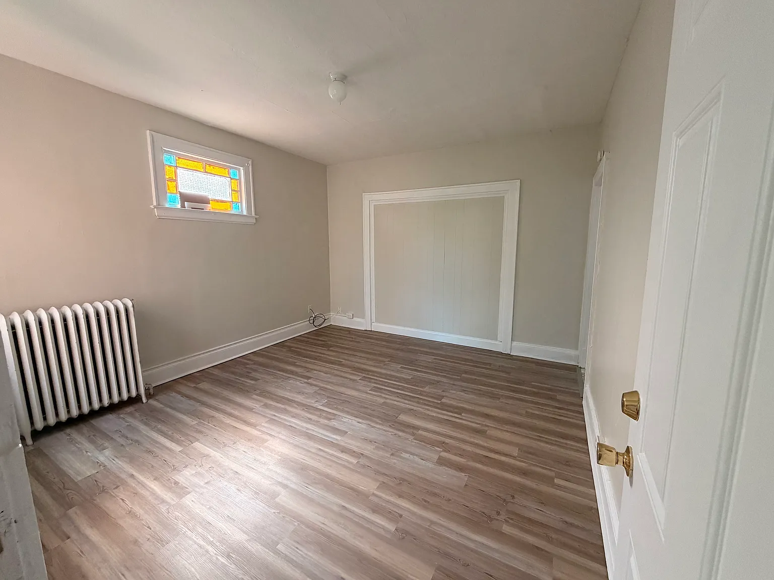 2 bed, $1,400 — Photo 1