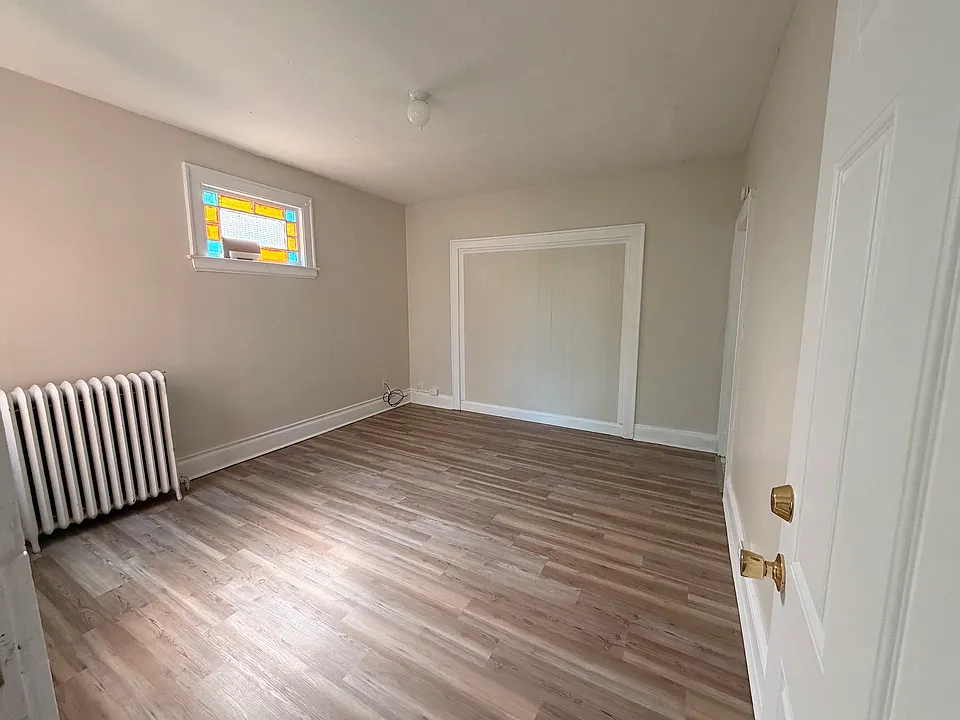 1041-1043 Capitol Ave #2