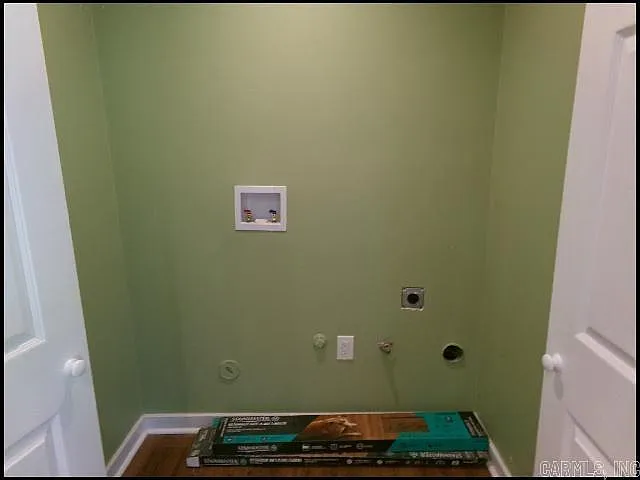 7910 Burnelle Dr — Photo 21