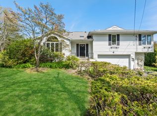 48 Avondale Rd, White Plains, NY 10605