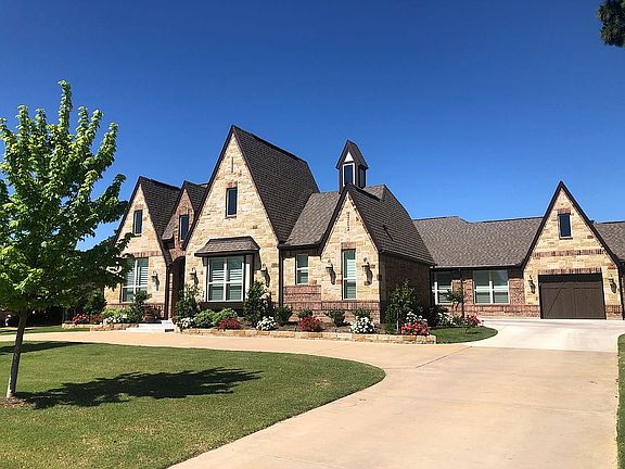 3rd image of 1432 Valley Crest Dr