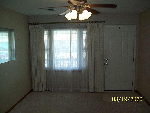 2nd image of 217 W Fresno Ave