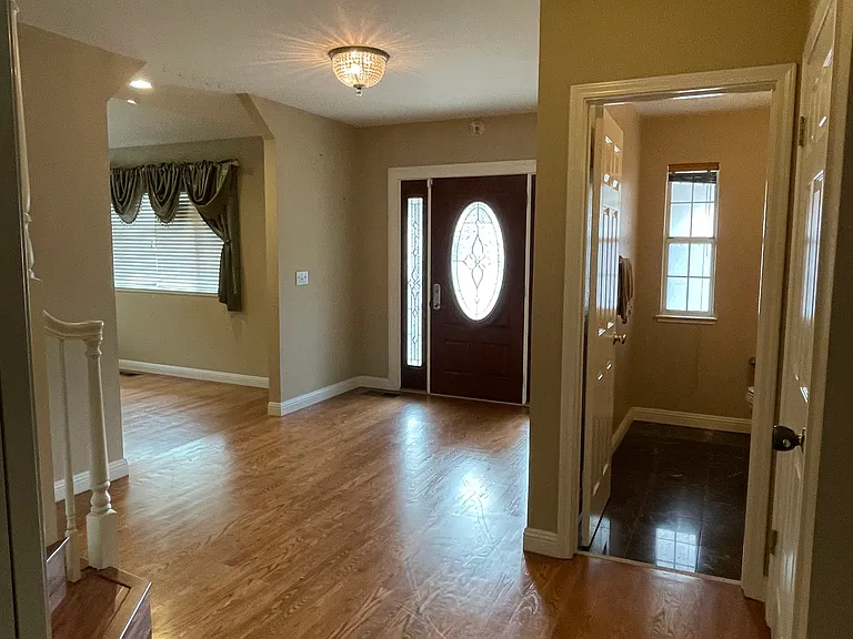 7707 Seeber Ct — Photo 4