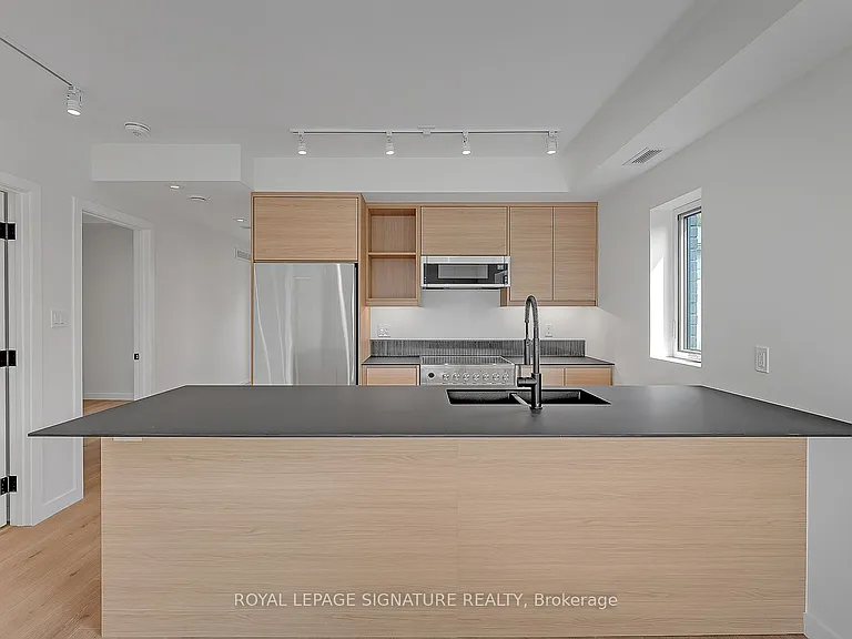 1254 Davenport Rd #4 — Photo 8