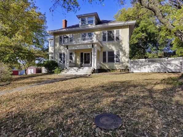227 S Main Street, Greenfield, MO 65661