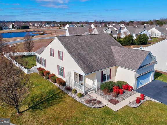 2nd image of 52 Wanoma Cir