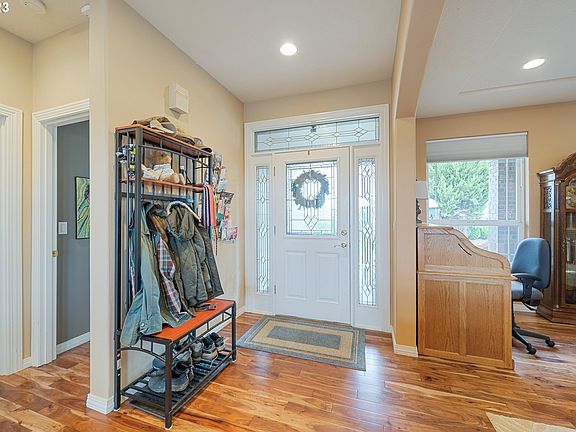 3rd image of 1188 E Caples Ct