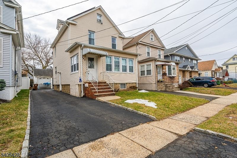 1st image of 343 Dewitt St