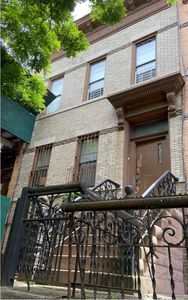 38 Furman Ave, Brooklyn, NY, 11207