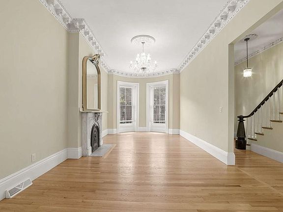 2nd image of 163 W Newton St #2