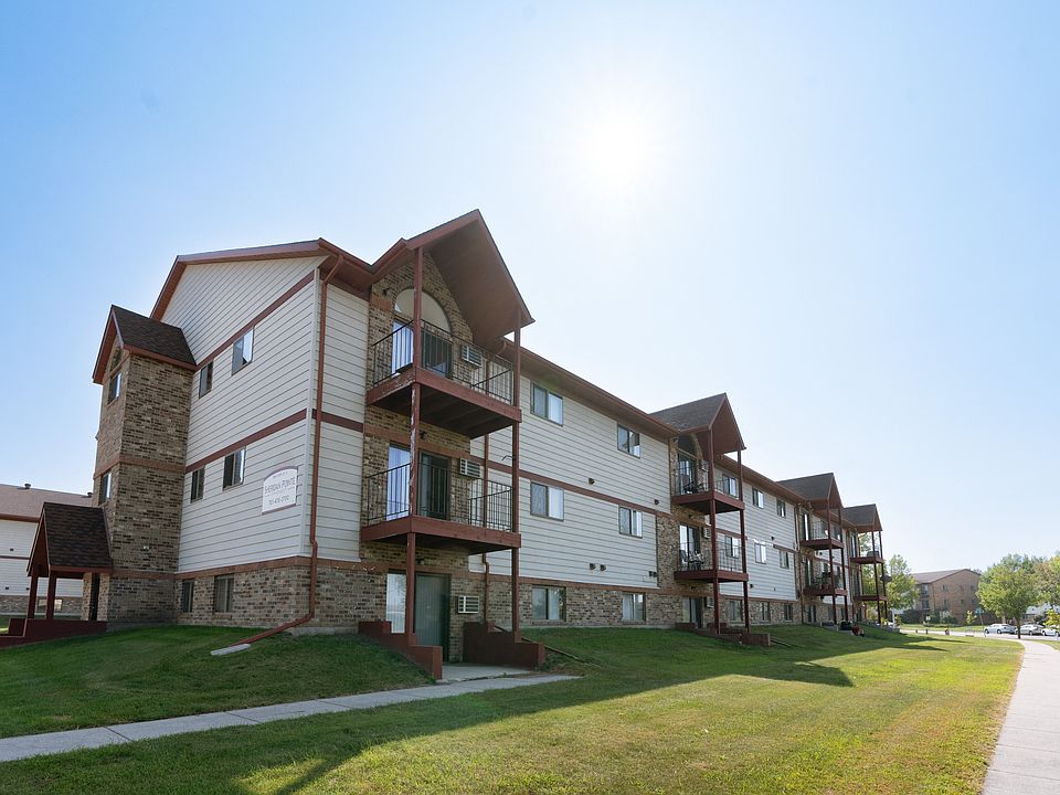 Fargo, ND Sheridan Pointe Apartments | Exterior