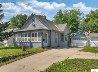 6812 Ohio St, Omaha, NE 68104