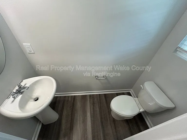 1605 Emory Ridge Way — Photo 24