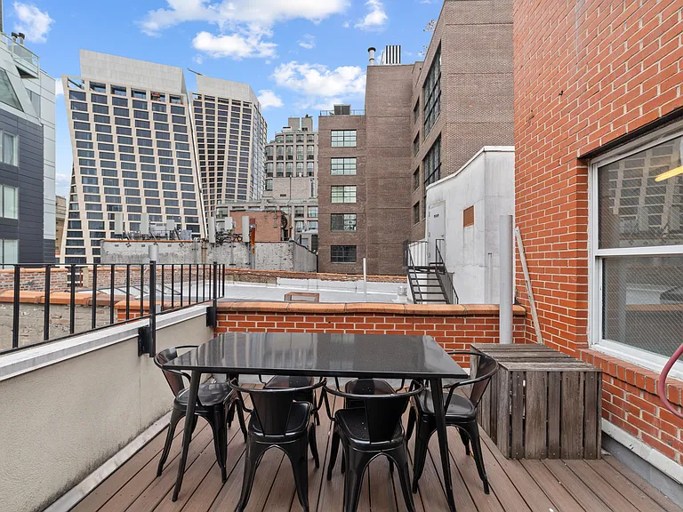 448 W 19th St #PHE — Photo 22