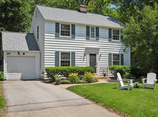 1111 Amherst Dr, Madison, WI 53705