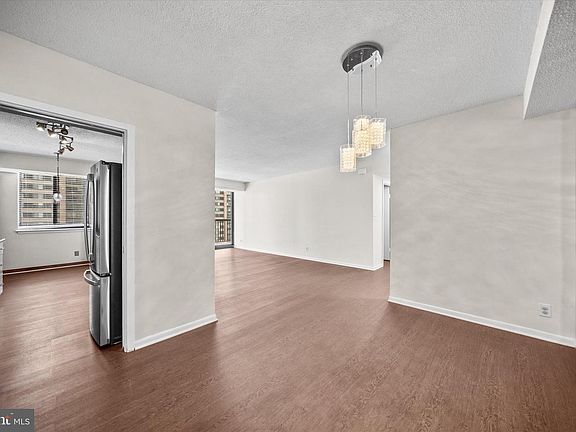 5th image of 5505 Seminary Rd APT 901N