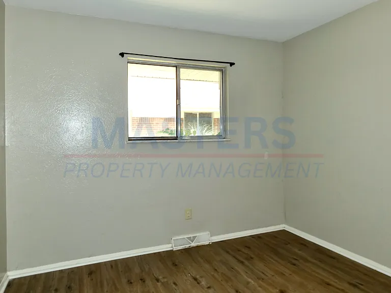 5765 Steffens Ave — Photo 28