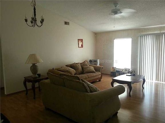 2nd image of 1434 Orchid Ln