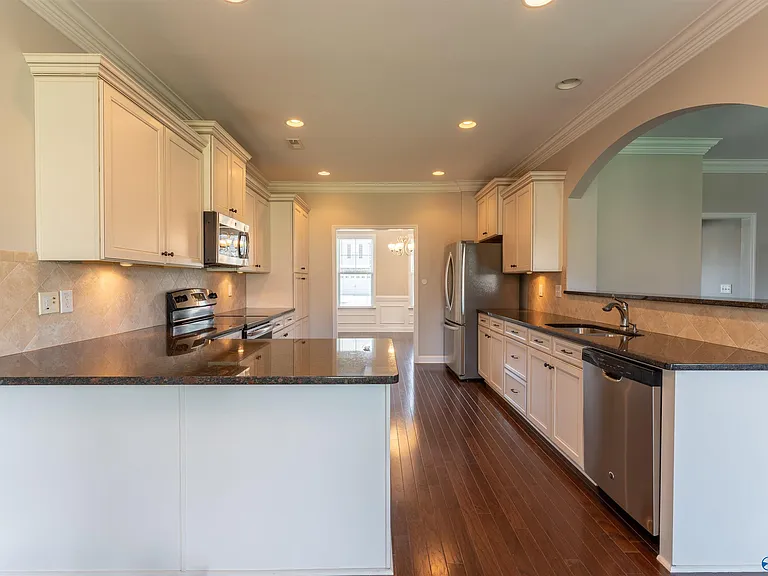 15223 Lakeside Trl — Photo 10