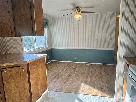 4th image of 3611 I Street NE #116