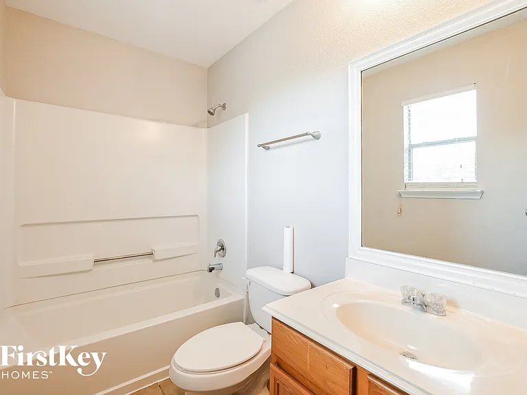 8143 Chancewood Ln — Photo 13