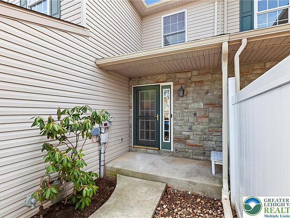 5th image of 8014 Heritage Dr