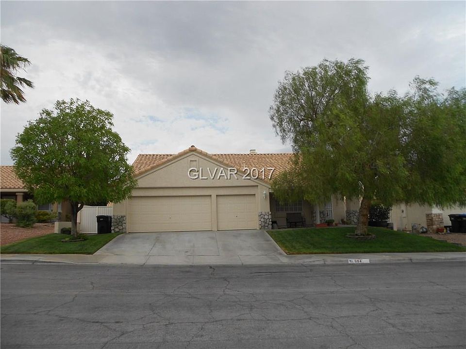 1st image of 684 Covina Dr