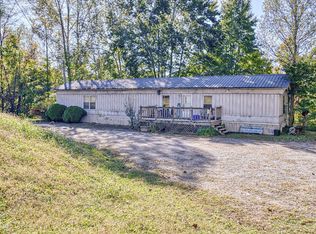 996 McBroom Branch Rd, Baxter, TN 38544