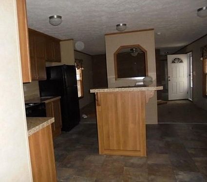 2nd image of 220 Pamela Ave