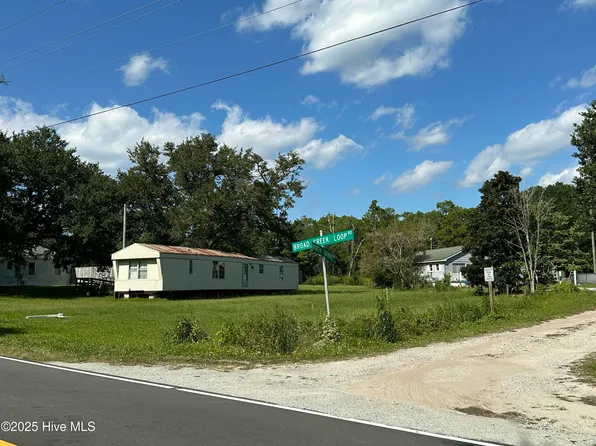 676 Broad Creek Loop Road, Newport, NC 28570