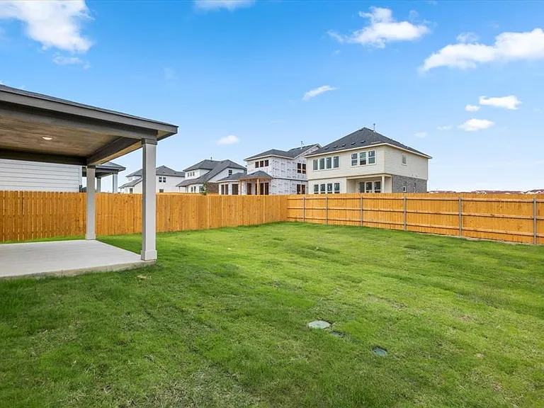 4909 Sea Salt Dr — Photo 4