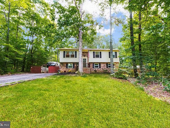 2nd image of 26130 Crescent Ln