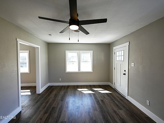 5th image of 314 Ben Hur Ave