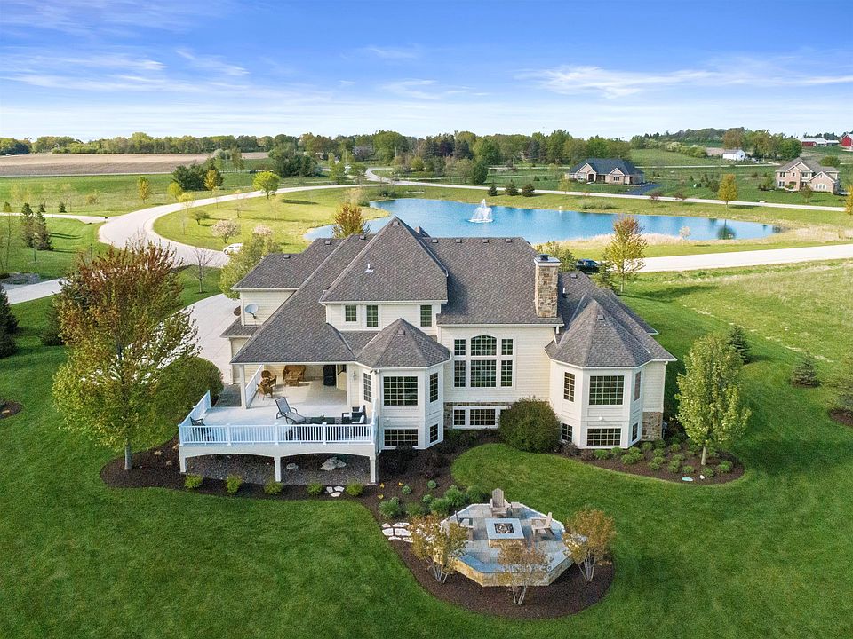 1st image of 10351 Stoneset Cir
