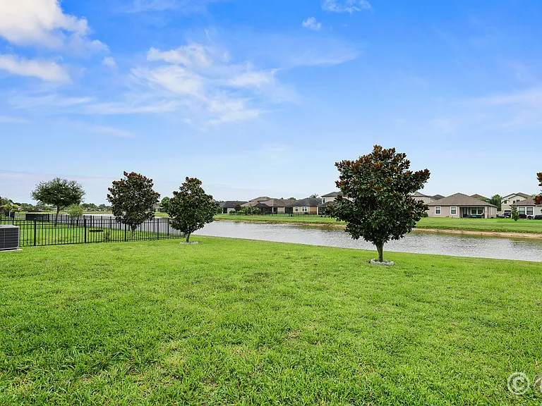 9650 Ivory Dr — Photo 21