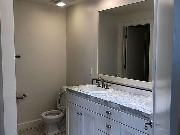 2nd image of 11611 Montana Ave APT 105