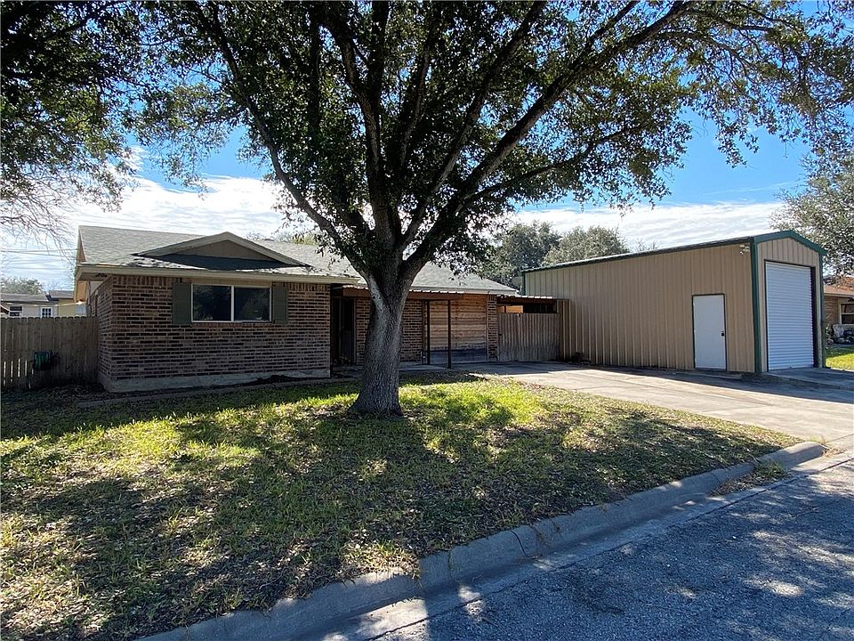 1313 William St, West, TX 78022 MLS 411937 Zillow