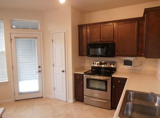 395 Springtree Ln #395, West Linn, OR 97068