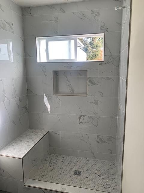 2nd image of 1159 W 3rd St APT 3