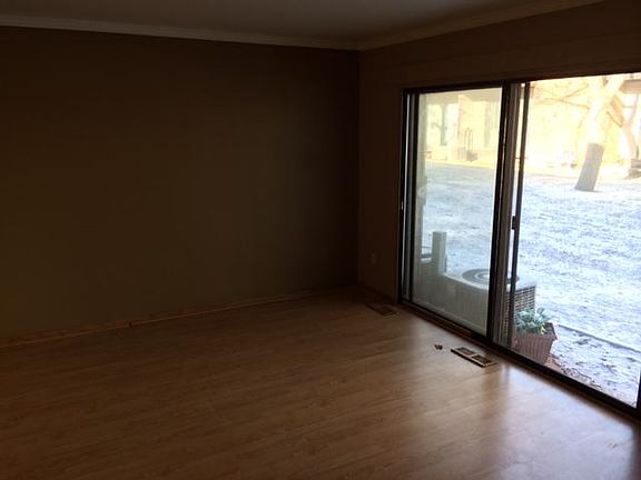 2nd image of 1651 W Edgerton Ave #2118