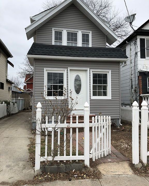 1st image of 16807 115th Ave