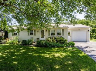 2358 Timberline Dr, Macedon, NY 14502