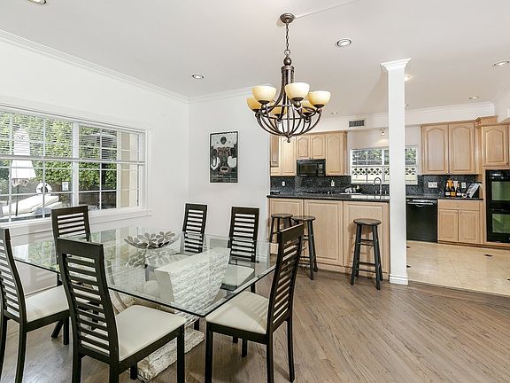 5th image of 4343 Shadyglade Ave