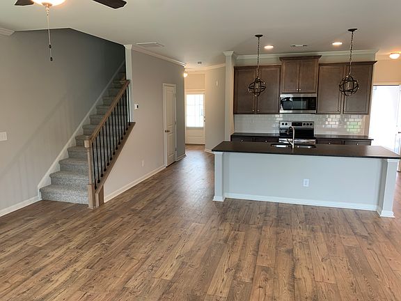 2nd image of 5509 Park Avenue Ln