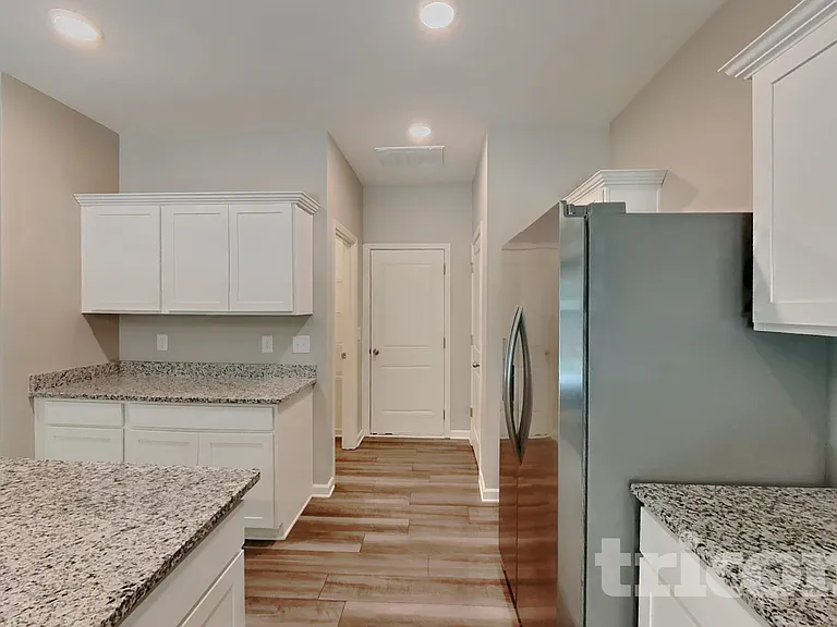 105 Meadow Vista Ln — Photo 5