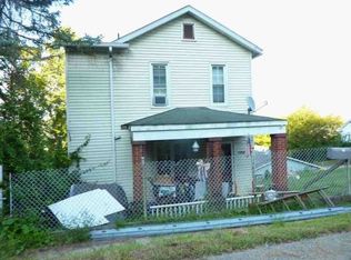 1102 Oakland Ave, Charleroi, PA