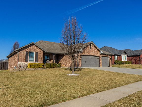 4th image of 5739 S Cottonwood Drive