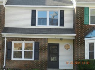 118 Souverain Lndg, Yorktown, VA 23692