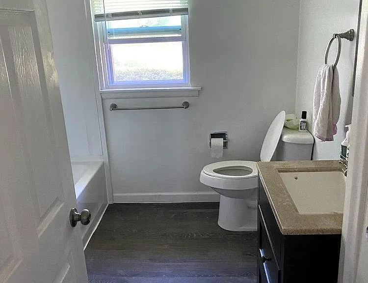 Good lighting bathroom